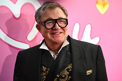 Дибров назвал критикующих его людей «дворняжками»