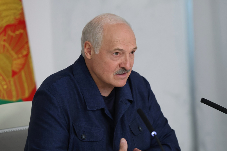 Лукашенко заявил, что Белоруссия не собирается ни на кого нападать