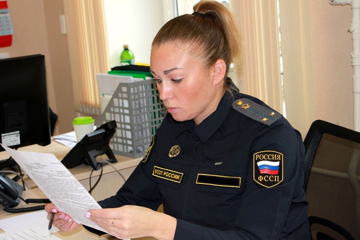 Смоленские судебные приставы принудили гражданина пройти обязательный медицинский осмотр