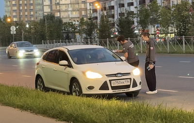 Народный фронт помогал водителям в очередях на АЗС в пяти регионах