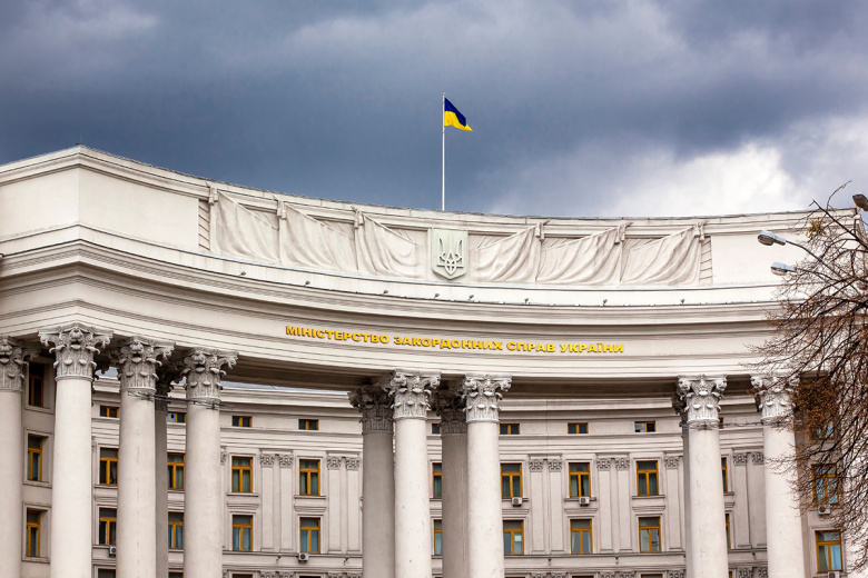 В Киеве резко отреагировали на разрушение памятника УПА в Польше