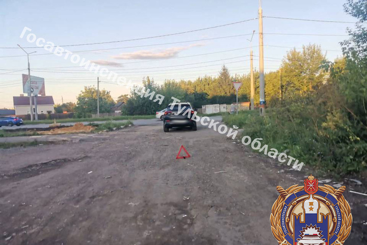 В Новомосковске автоледи не справилась с BUICK и сбила подростка на самокате
