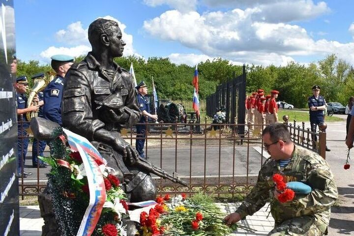 В Ряжске открыли мемориал в память о погибших участниках СВО