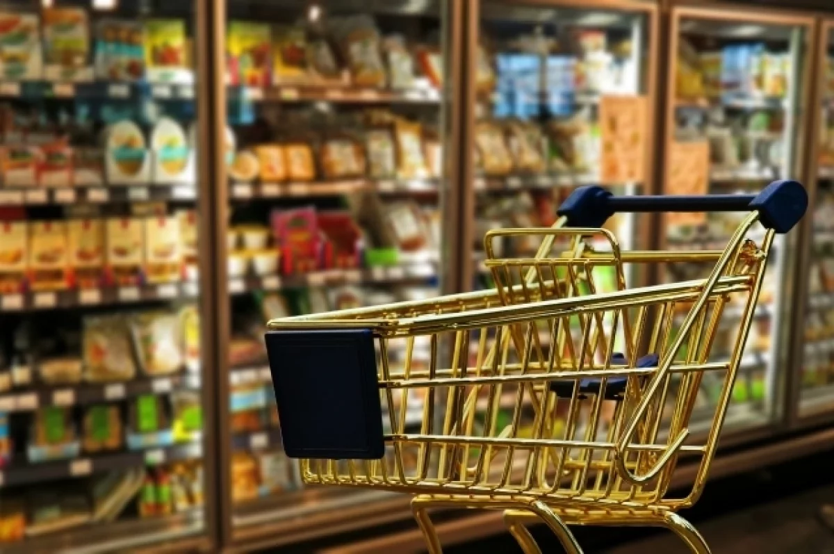 В Санкт-Петербурге продавец магазина избила 13-летнего покупателя