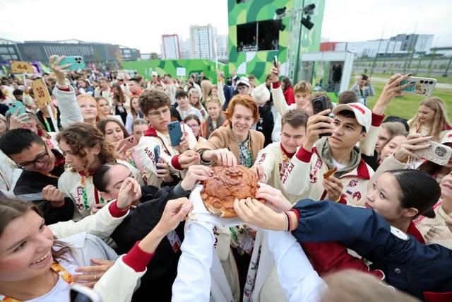 Международный молодежный фестиваль в Екатеринбурге