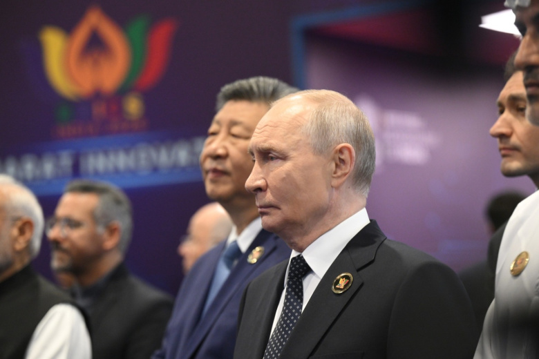 Путин назвал сложной обстановку на Ближнем Востоке