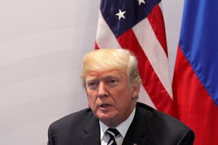 Трамп заявил, что США продолжают держать Ормузский пролив под жестким контролем