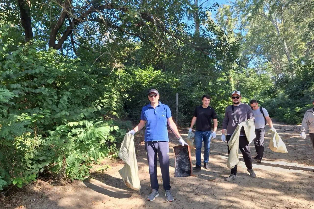 В Адлерском районе Сочи вывезли более 670 кубометров мусора