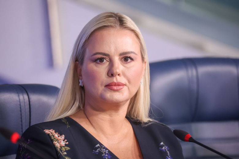 Семенович собралась замуж за известного бизнесмена
