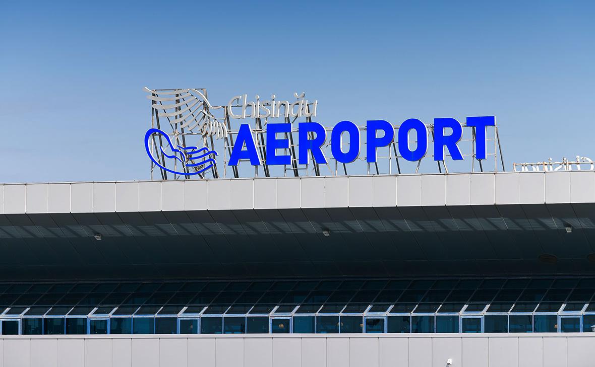 Аэропорт Кишинева утром остановил работу из-за эвакуации