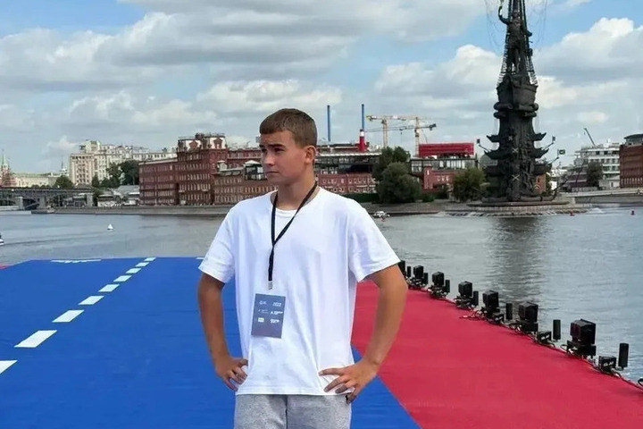 Юный пилот из ЛНР завоевал бронзу на чемпионате России по водно-моторному спорту