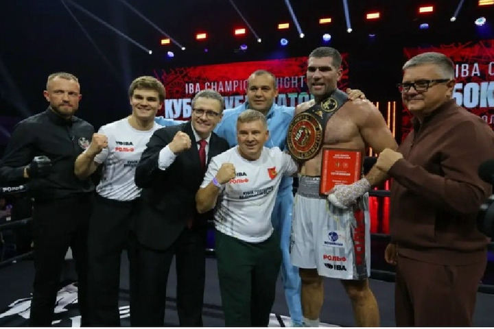 Боксер Георгий Юновидов завоевал пояс IBA.PRO Intercontinental в Вологде