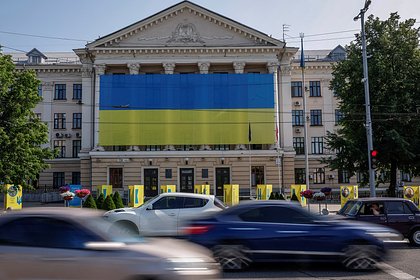 Украине предрекли рабство из-за помощи США