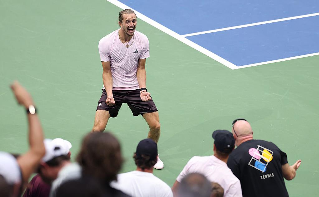 Зверев установил антирекорд после победы на US Open