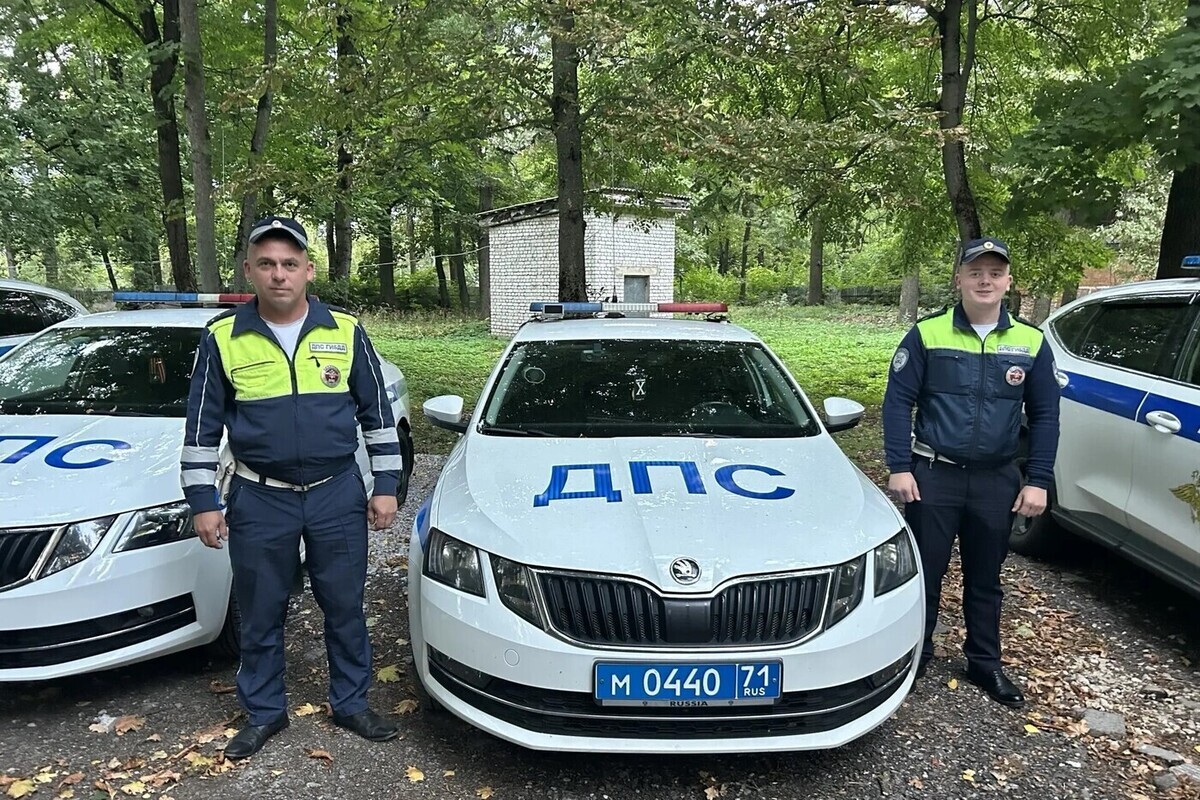 Оказавшегося ночью на проезжей части мальчика спасли инспекторы ДПС в Туле
