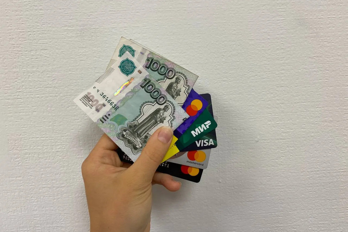 В Калининграде выдали 11,4 тысячи кредиток при долге жителей 251,5 млрд рублей