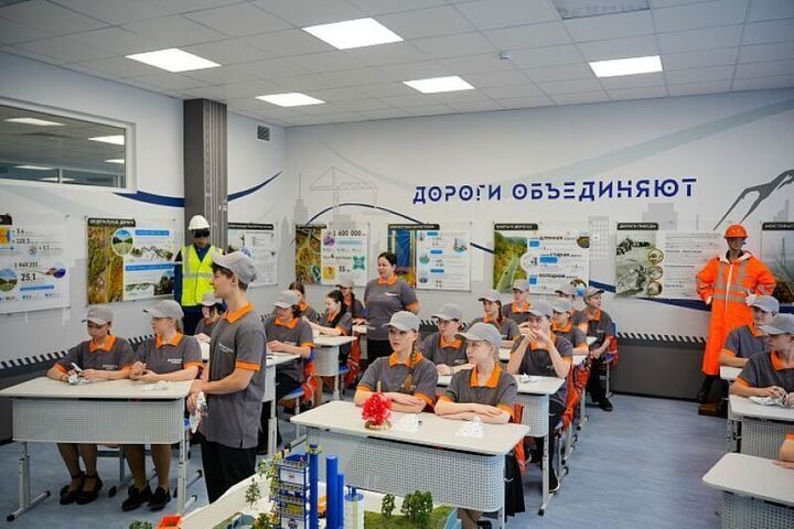 В Кирове открыли первый специализированный «Дорожный класс»