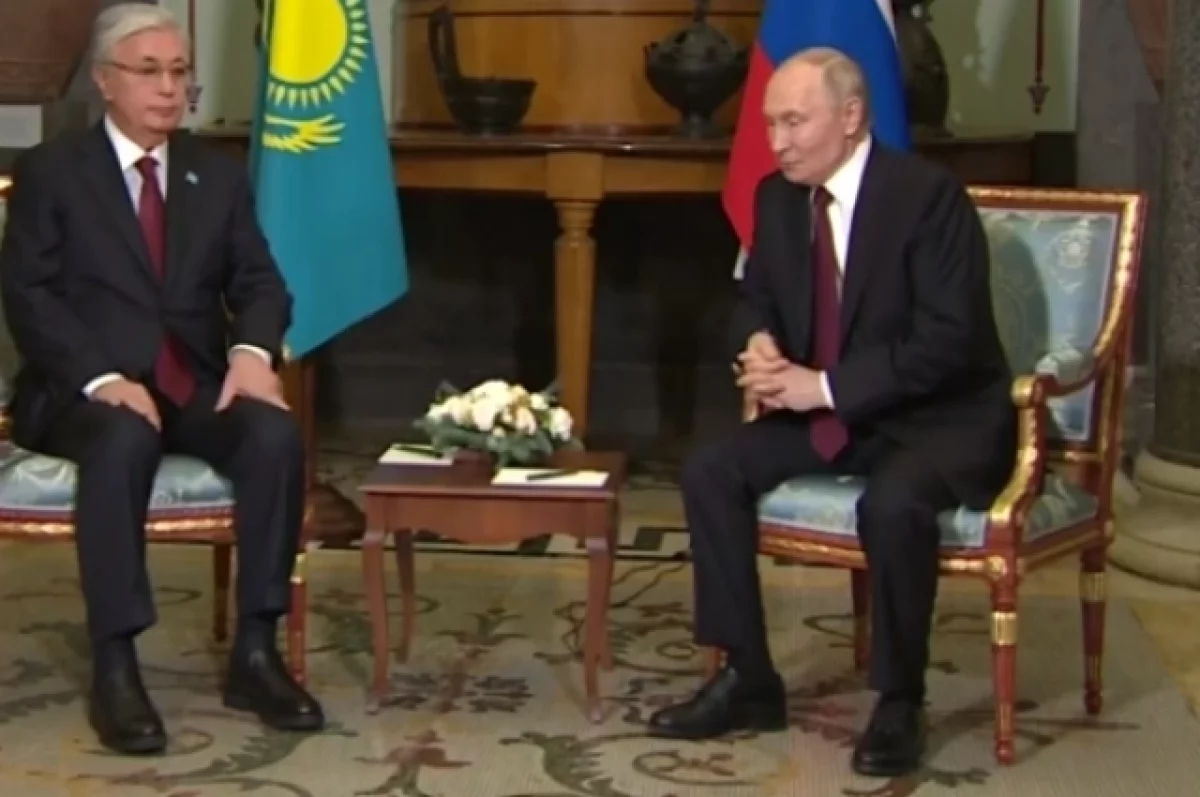 Путин и Токаев провели неформальную встречу в Нью-Дели