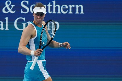 Самсонова обыграла Жакемо на турнире WTA-500
