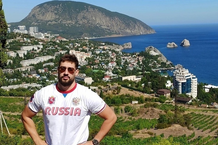 Алуштинский спортсмен Павел Петрусевич участвует в шоу «Титаны» на ТНТ