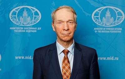 Генконсульство РФ передало все невыданные документы в посольство в Берлине