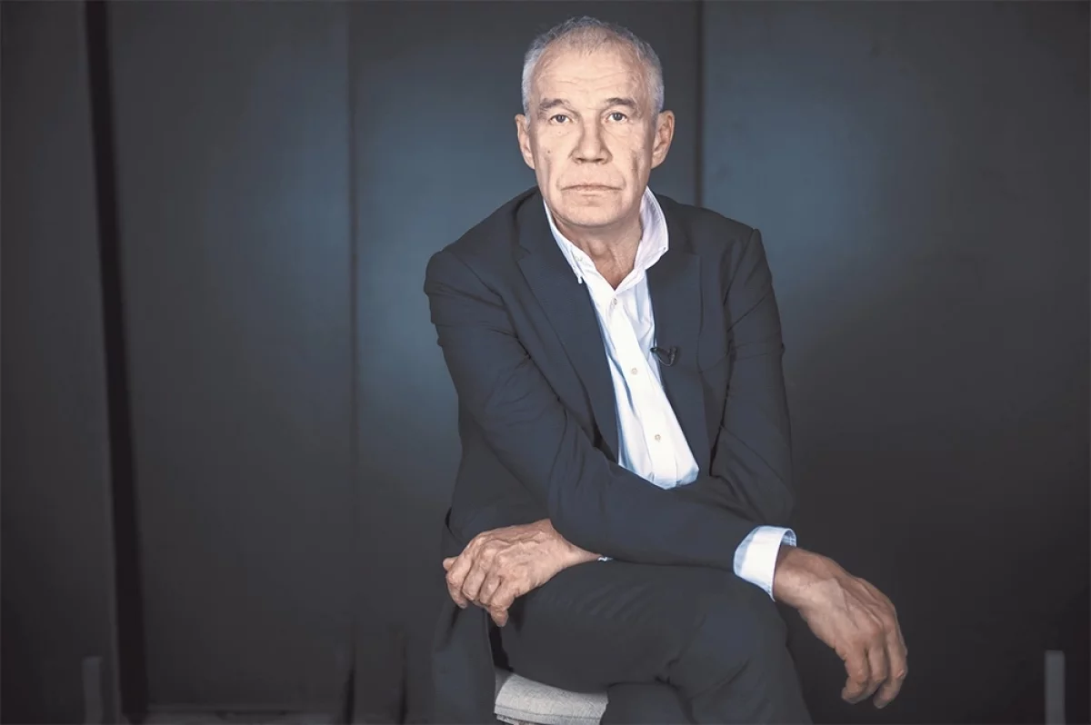 «Важно каждое слово». Сергей Гармаш — о творчестве и любимом городе