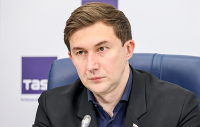 Карякин: отсутствие россиян бьет по престижу Всемирной шахматной олимпиады