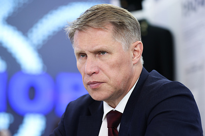 Мурашко назвал число россиян, ежедневно употребляющих овощи и фрукты