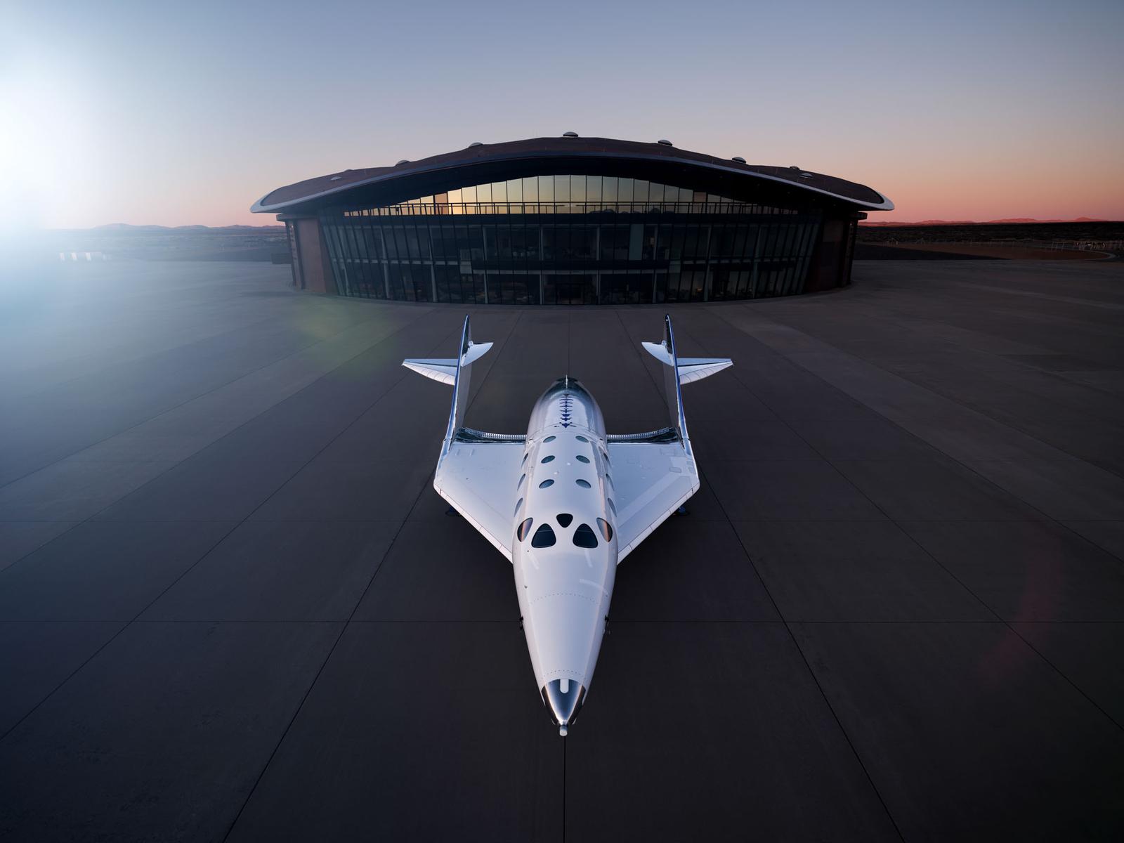 Космический туризм подождёт: Virgin Galactic перенесла первый полёт ракетоплана на 2027 год
