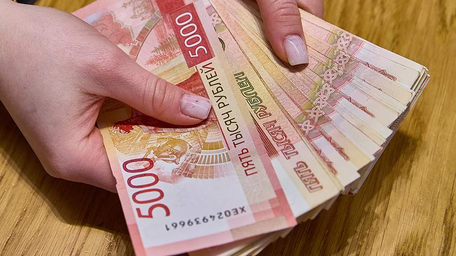 Более 80 тыс. красноярских детей получили выплаты перед школой