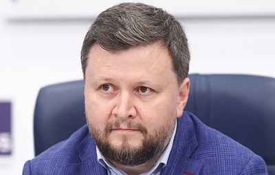 Журналиста Дмитрия Еловского заочно арестовали