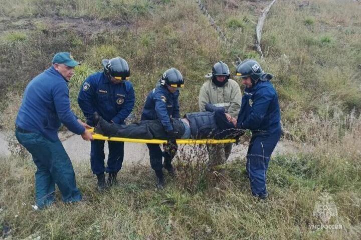 В Орловской области 2 человека пострадали при столкновении легкового и грузового автомобилей