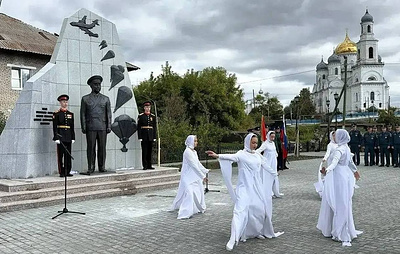 На Урале на родине Героя СССР Востротина открыли аллею и обелиск в его память