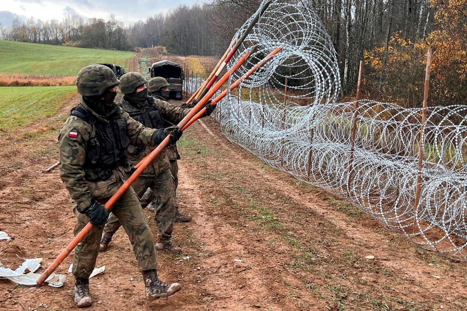 Безумный план: в эпоху дронов Литва капает рвы на границе с Россией