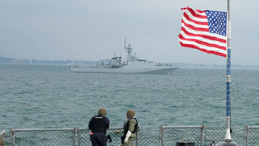 США перехватили в Тихом океане судно, связанное с наркотеррористами