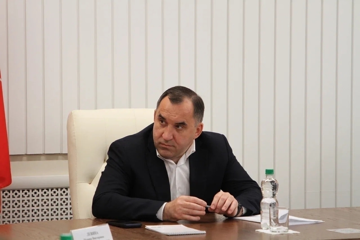 Дубровский сохранил место в ТОП-20 медирейтинга глав заксобраний в июле