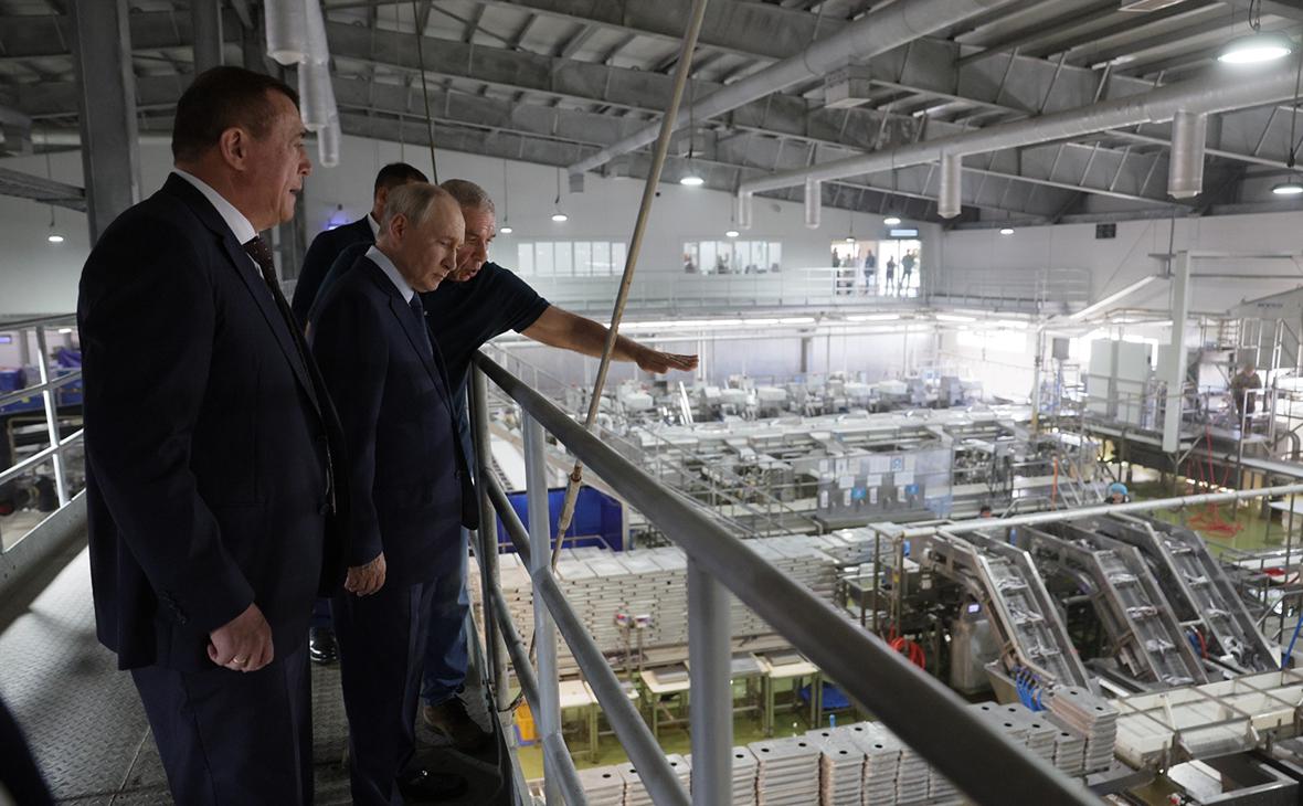 Посол Ноздрев назвал необоснованным протест Японии из-за поездки Путина