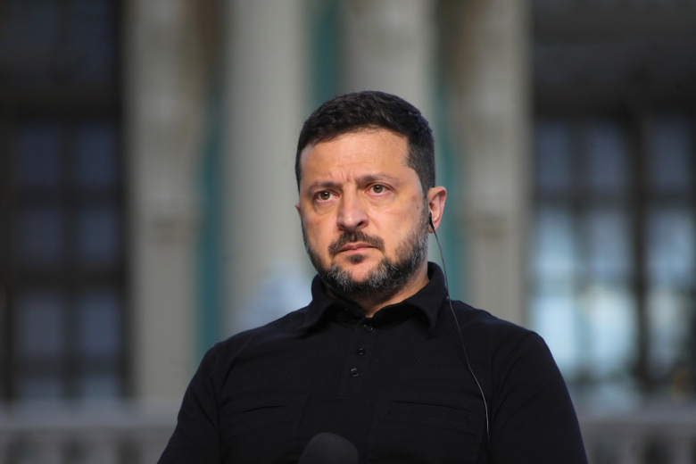Адвокат ответил, зачем другу Зеленского дом в Дрездене за €1,5 млн