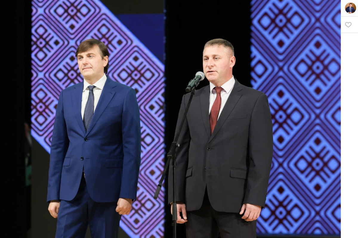 Шуваев сообщил о завершении первого тура конкурса «Учитель года»
