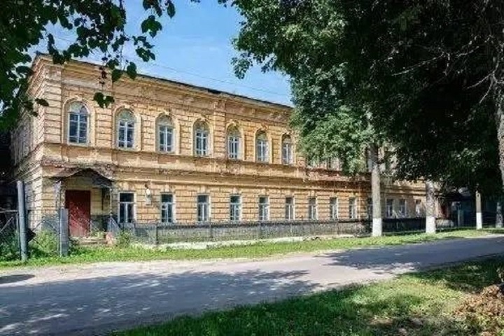 Здание бывшей земской управы в Ардатове продадут с торгов