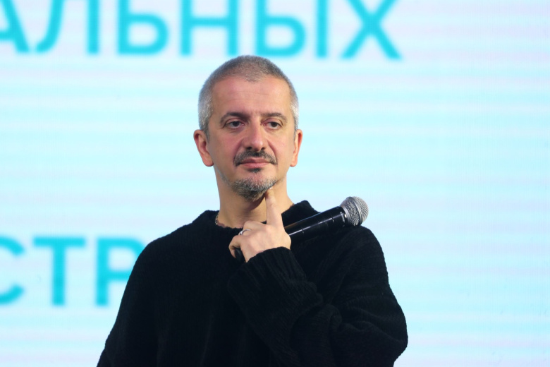 Богомолов рассказал о восстановлении спектакля «Мушкетеры»