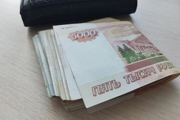 Астраханец обманул двух белгородских пенсионеров на 1,3 млн рублей