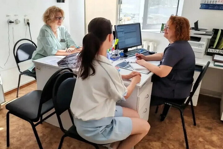 На Кубани по программе «Земский доктор» в села привлекут еще 92 медика