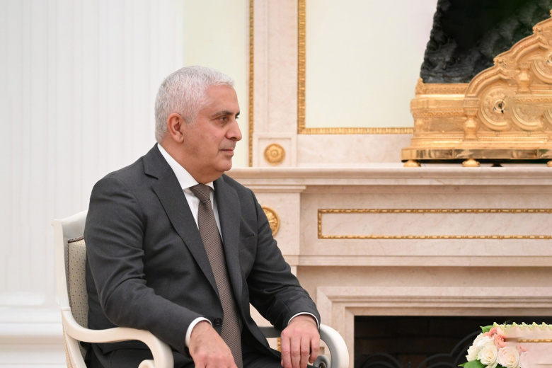 Глава Южной Осетии призвал построить новые туннели в Россию