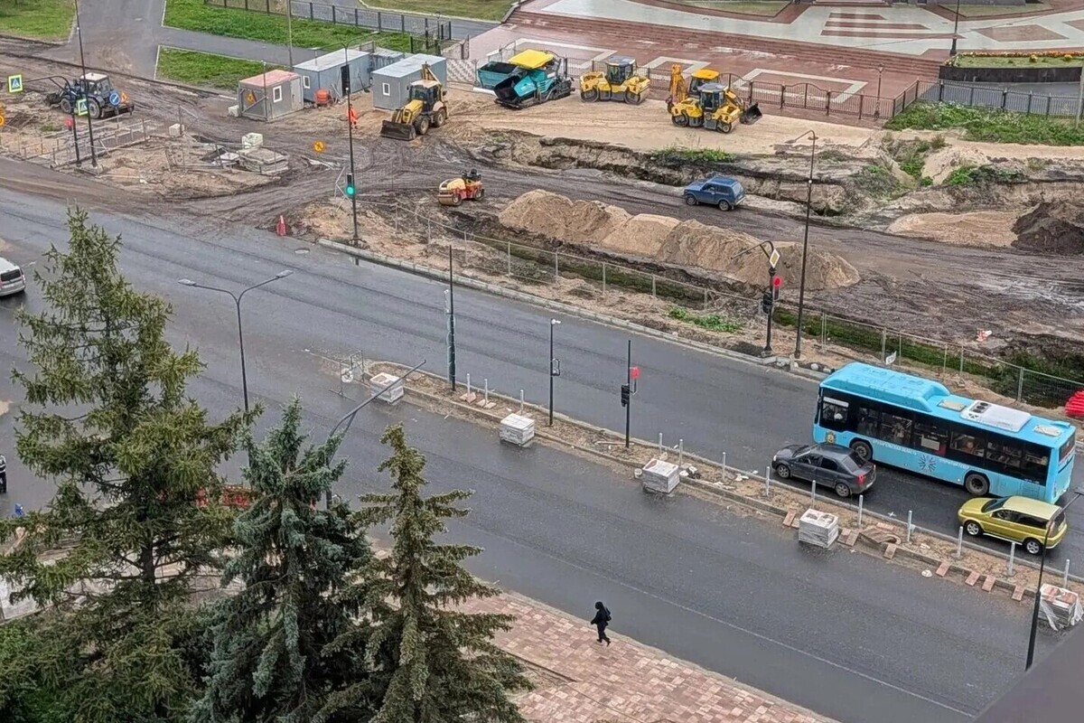 На площади Профсоюзов в Архангельске перекроют одну полосу до конца октября