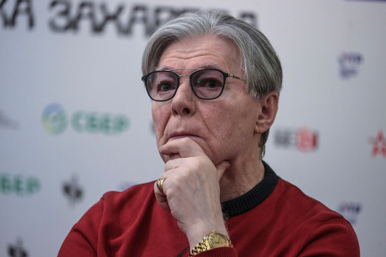 Слова о здоровье, написание мемуаров, измены: как живет Александр Збруев