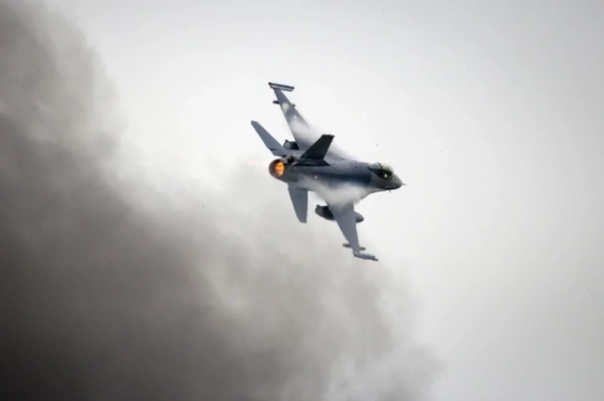 Истребитель F-16 ВВС США разбился в Мичигане