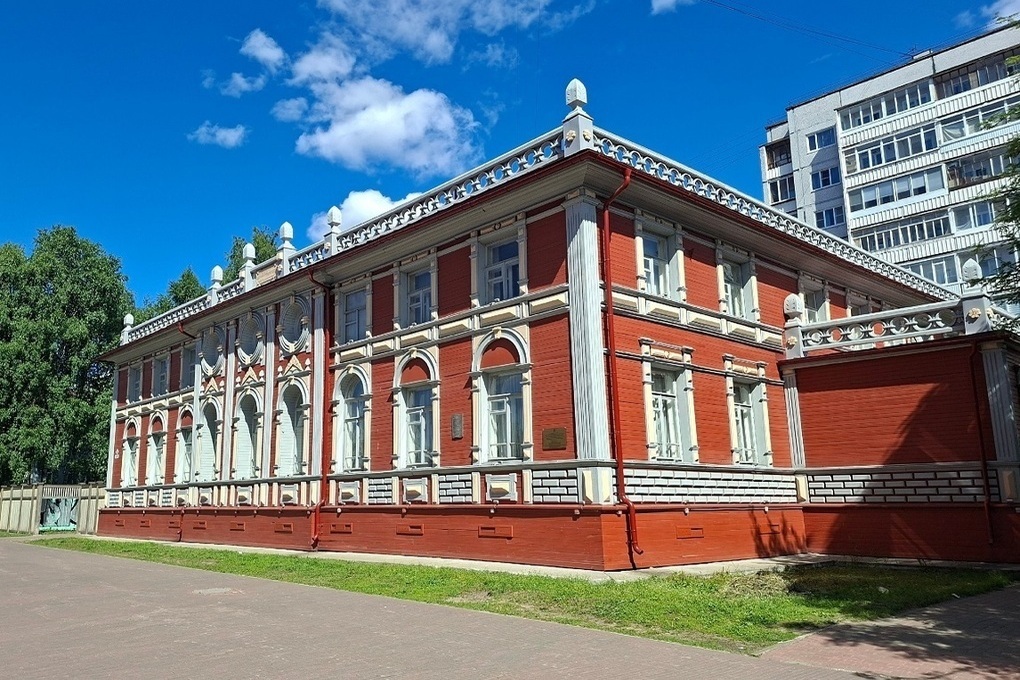 В Доме Коммерческого собрания Архангельска отметят День Государственного флага России