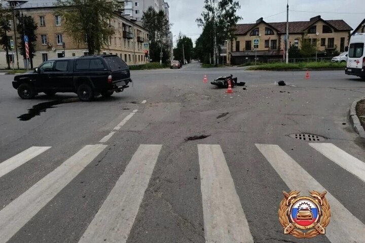 Мотоцикл и «Мицубиси» столкнулись в Твери