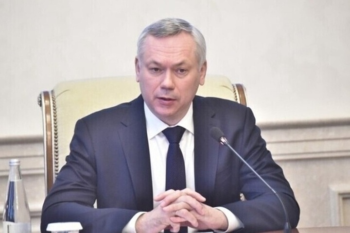 Губернатор Травников проголосовал на выборах в Госдуму в онлайн-формате